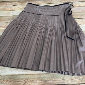 Hazel Taupe Pleated Skirt Size Medium